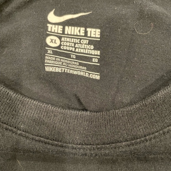 Black and Blue Nike shirt, Youth extra-large - Picture 2 of 2
